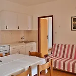Apartament *