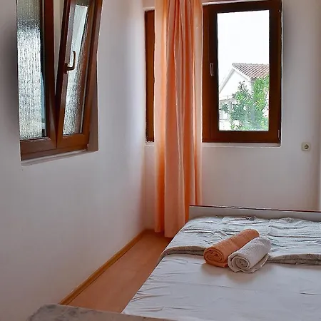 Apartament * Banjol