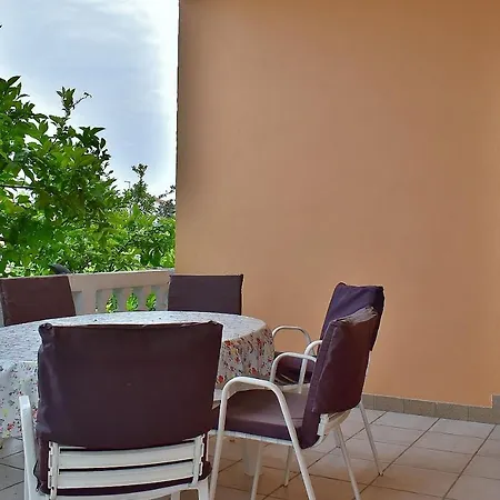 Διαμέρισμα Apartament *