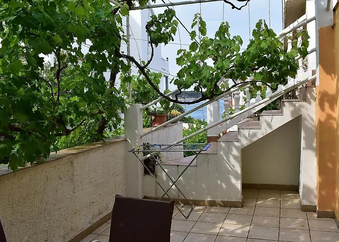 Apartament *